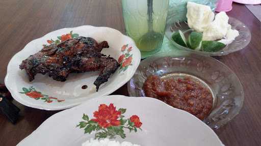 Warung Makan Gerbang Pecabean 2