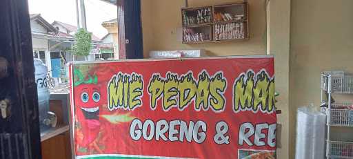 Indomie Goreng Pedas Mampus Restaurant 1