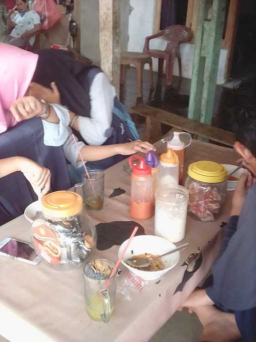 Warung Seblak Kari'At 2