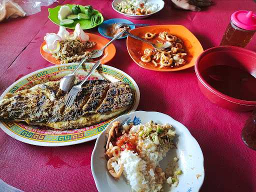 Rm. Fitri Ikan Bakar 7