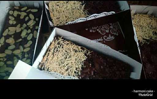 Harmoni Cake (Brownies And Cakes) 1