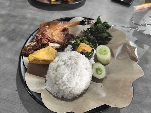 Bebek Goreng H.Slamet (Asli) 10