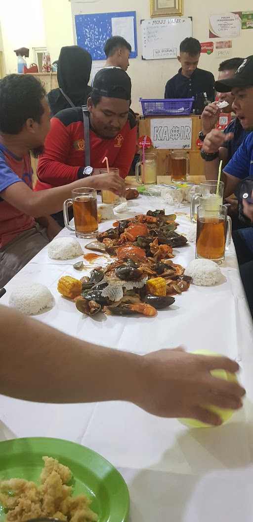 D'Jajan Seafood Citra Raya 8