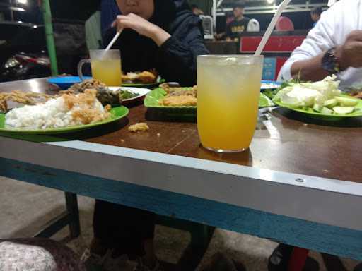 Pecel Lele & Ayam Safa'At 10