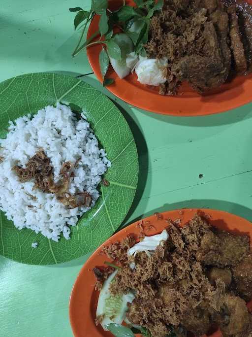 Pecel Lele & Ayam Safa'At 6