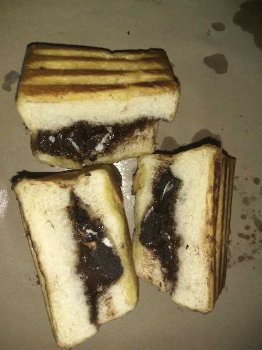 Roti Bakar Justin 7