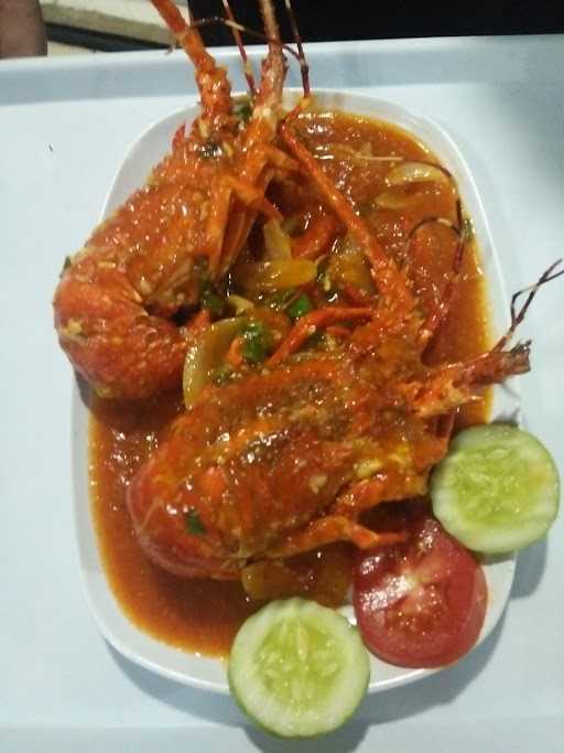 Seafood Lampu Merah 8