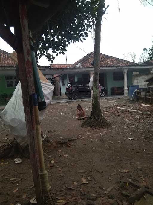 Warung Uduk Stela 1