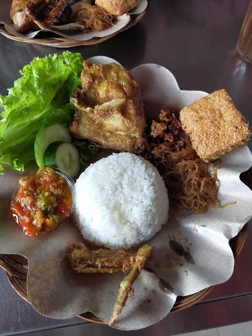 Ayam Bakar Kq5 Ujung Berung 3