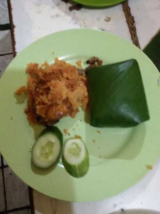 Ayam Penyet Esti 4