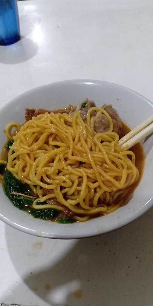 Mie Ayam Dan Bakso Handayani 2