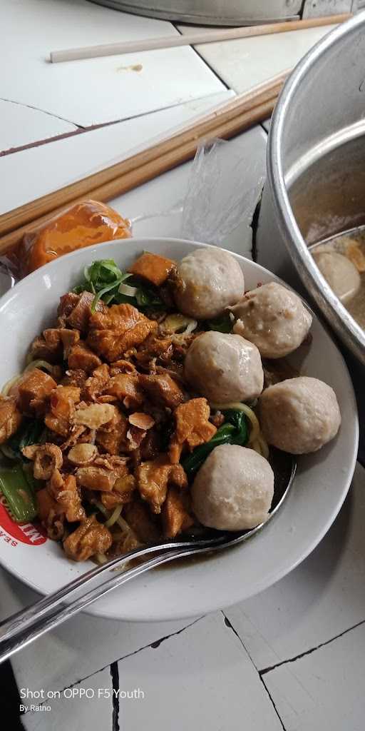 Mie Bakso Mas Senen 4