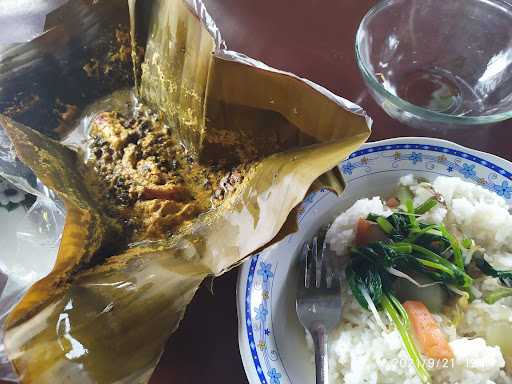 Warung Bu Sih 3