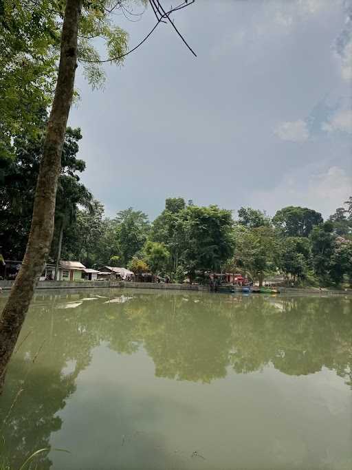 Warung Mesra Bapak Oji 5