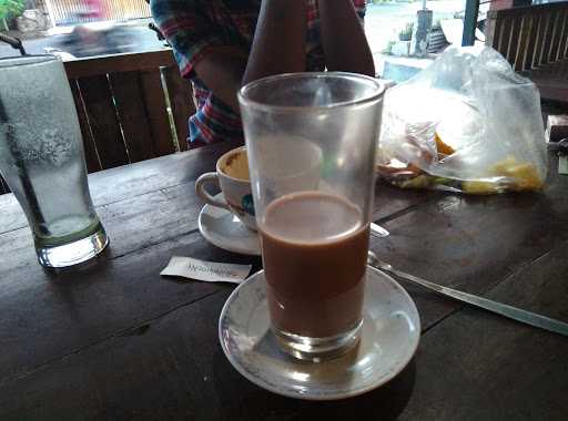 Warung Coffee & Tea Free Wifi 3