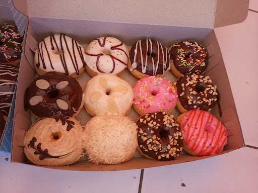 Donat Madu H.Mawi Parung 5