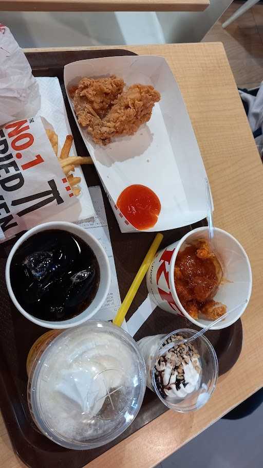 KFC - Parung Plaza 10