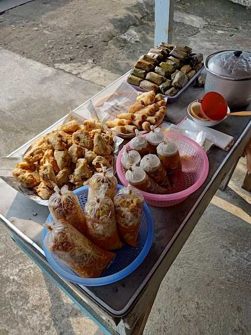 Warung Nasi Uduk Teh Ulan 7