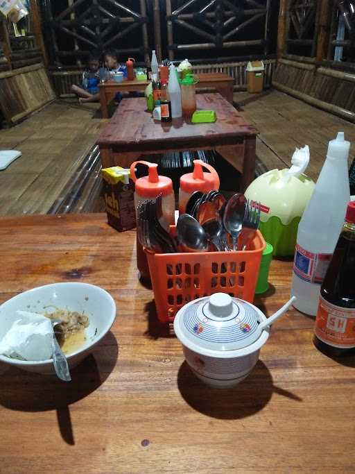 Bakso Sa ' Ba ( Saung Bambu ) 7