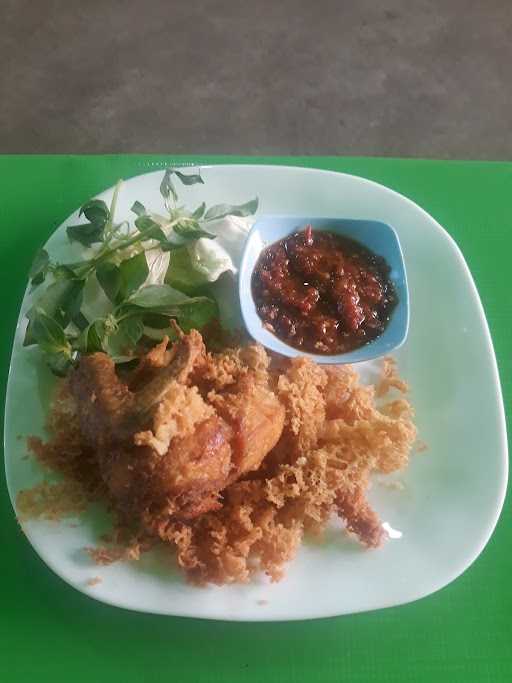 Kedai Pecel Lele Maharani 1