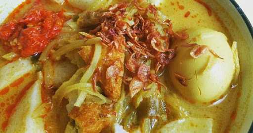 Lontong Sayur Ibu Tuti 2