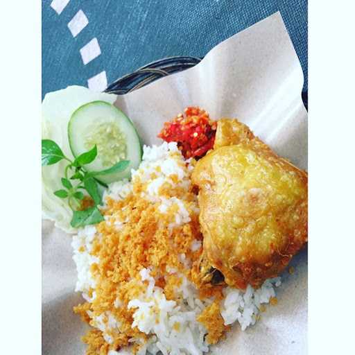 Ayam Goreng Kremes Chika 2