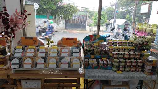 Ina Cookies Pasar Minggu 5