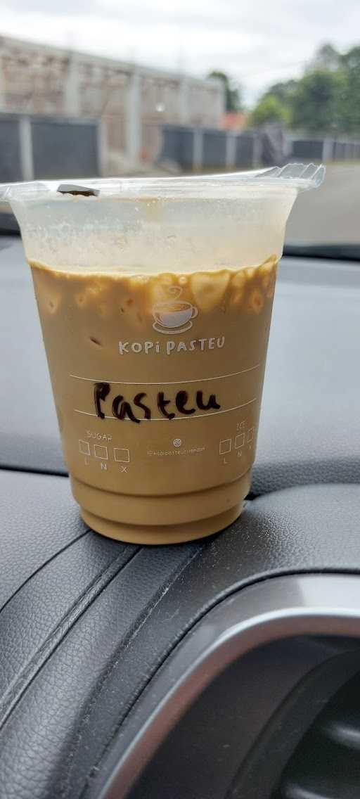 Kopi Pasteu Cilandak 2