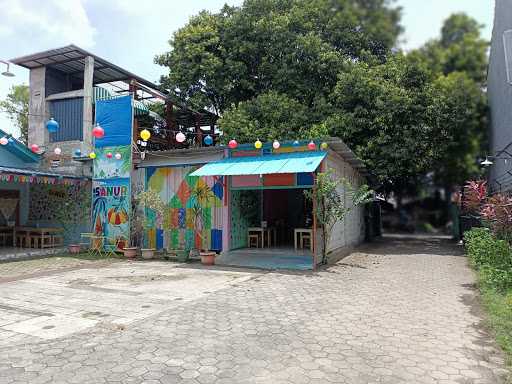 Warung Kopi Sanur 10