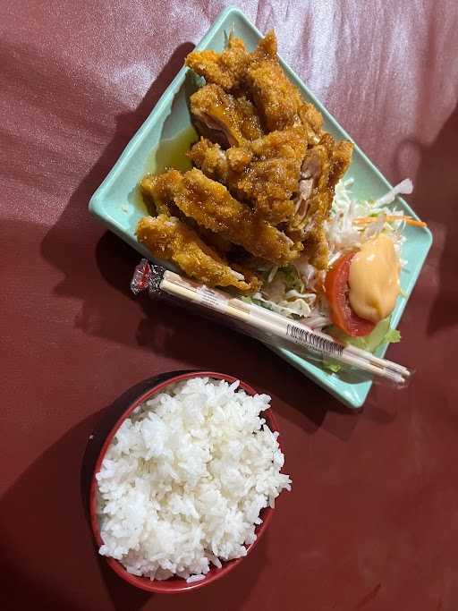 Laras Japanese Food 9