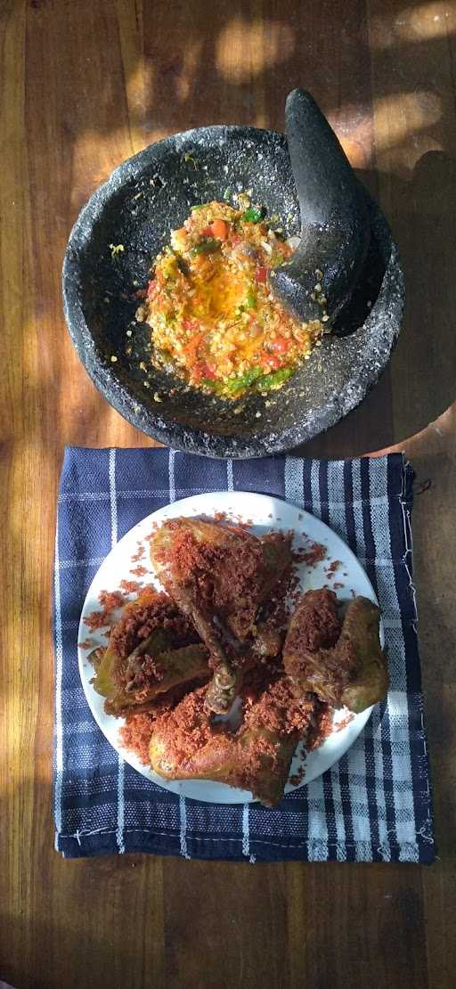 Ayam Goreng Serundeng Ceu Euis 2