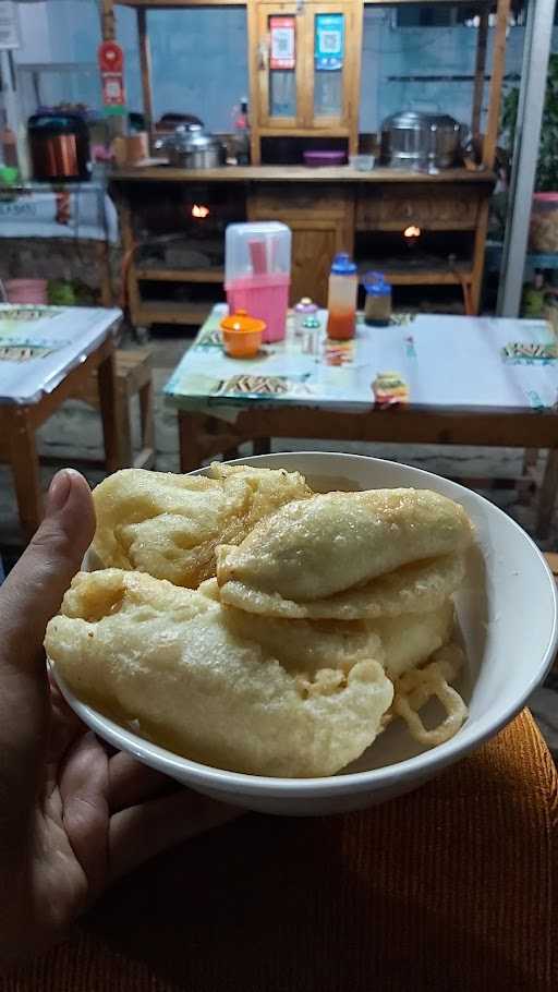 Bakso & Mie Ayam Tiqma Kebagusan 6