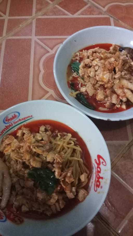 Bakso & Mie Ayam Tiqma Kebagusan 2