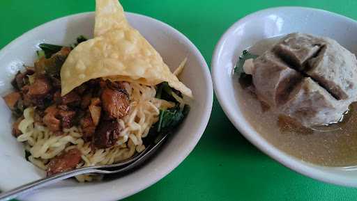 Bakso Pak Min 9