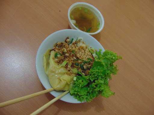 Cwie Mie Cak No 4