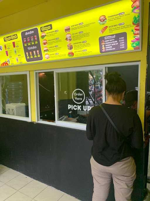 Good Daddy Burger - Pasar Minggu 10