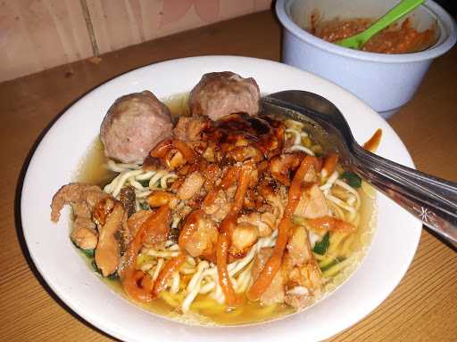 Mie Ayam Bakso Agung 4