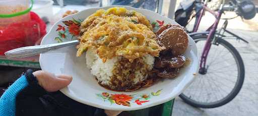 Nasi Uduk Betawi H. Sanusi 5