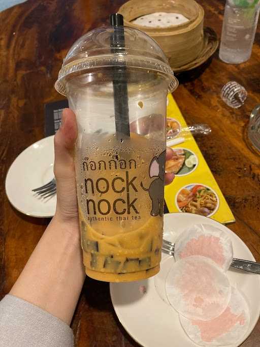 Nock Nock Caffe & Bistro 6