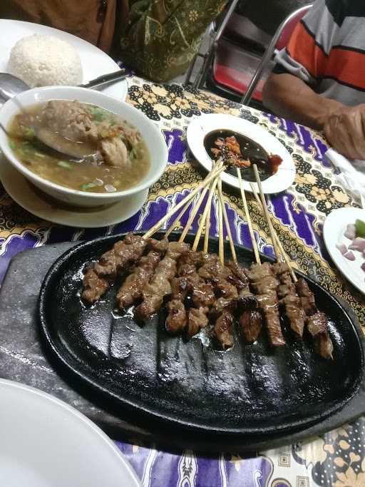 Sate Tegal Ibu Tri 9