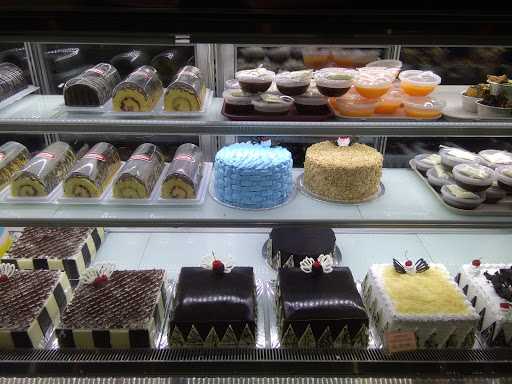 D'Almonde Cake & Bakery 4