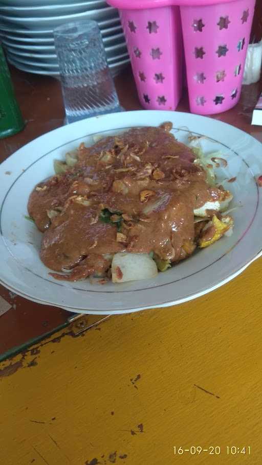 Gado-Gado Maharasa Kuningan 1