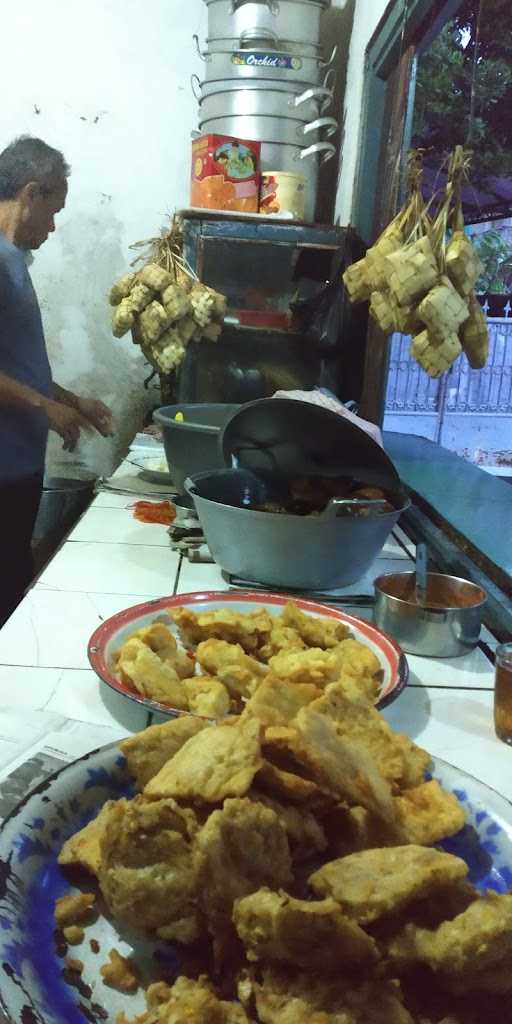 Nasi Uduk Betawi Haji Sainih 3