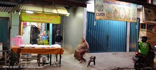 Nasi Uduk Wiwik 4