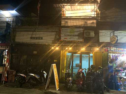 Sate Taichan Gedong, Raya Tengah 7