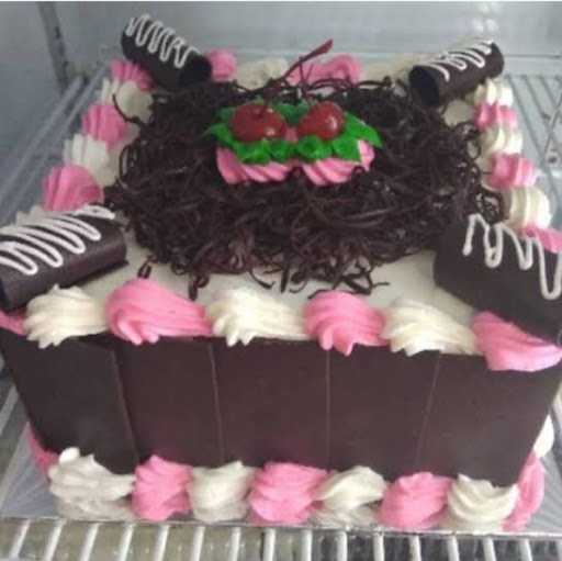 Toko Kue Tanisha Cake 3