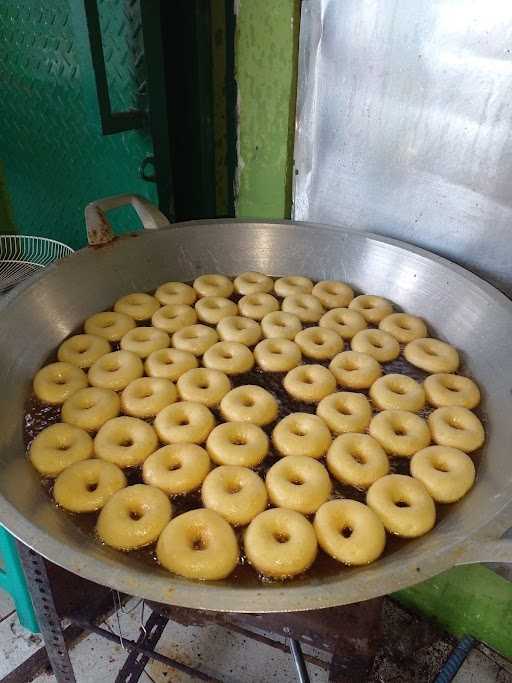 Donat Rizquna 1