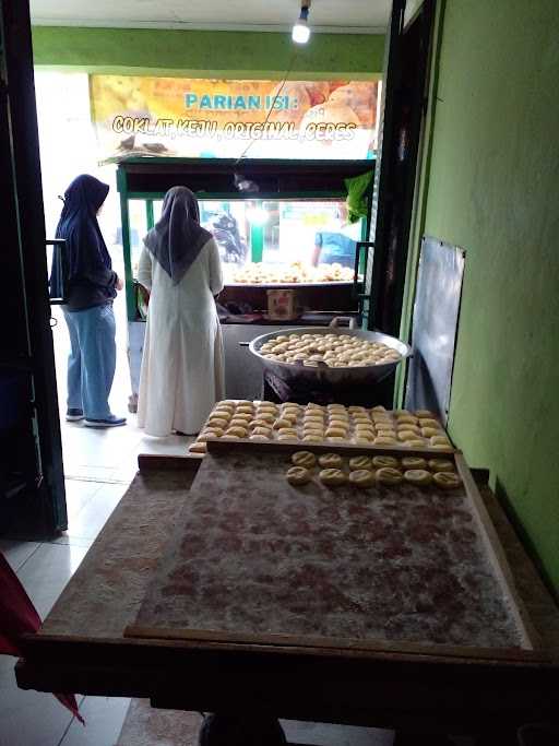 Donat Rizquna 3