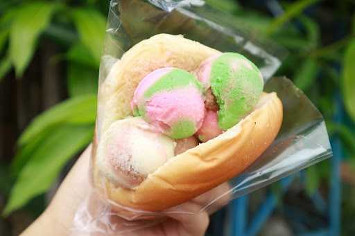 Es Krim Medan Diantar Jaya 5