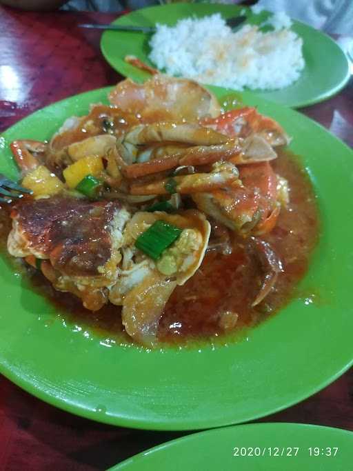 Rajawali Seafood Pasar Kemis 2